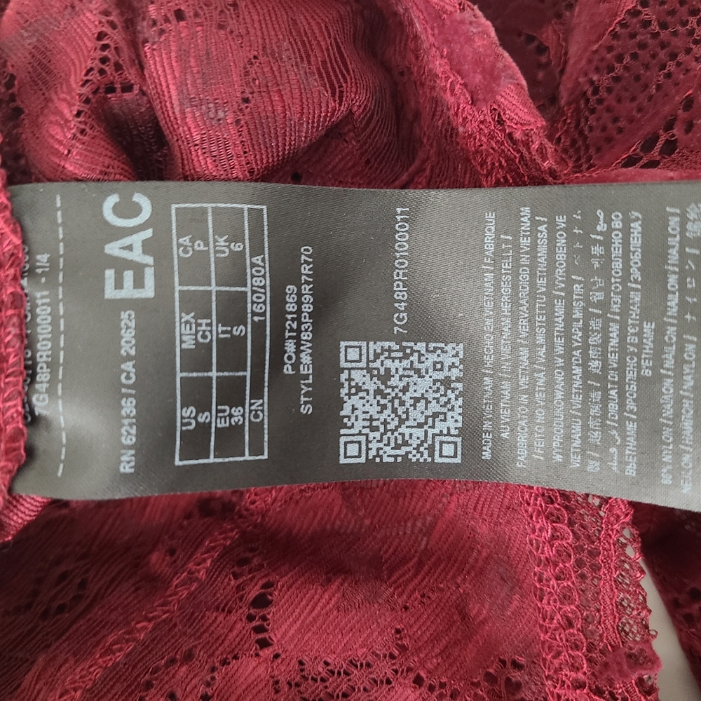 GUESS Mesh/Lace Top - Picture 4 of 5